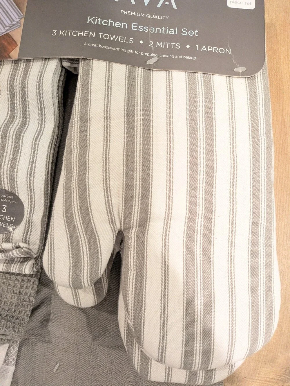 NWT Ava Kitchen Essential 6 Piece Set